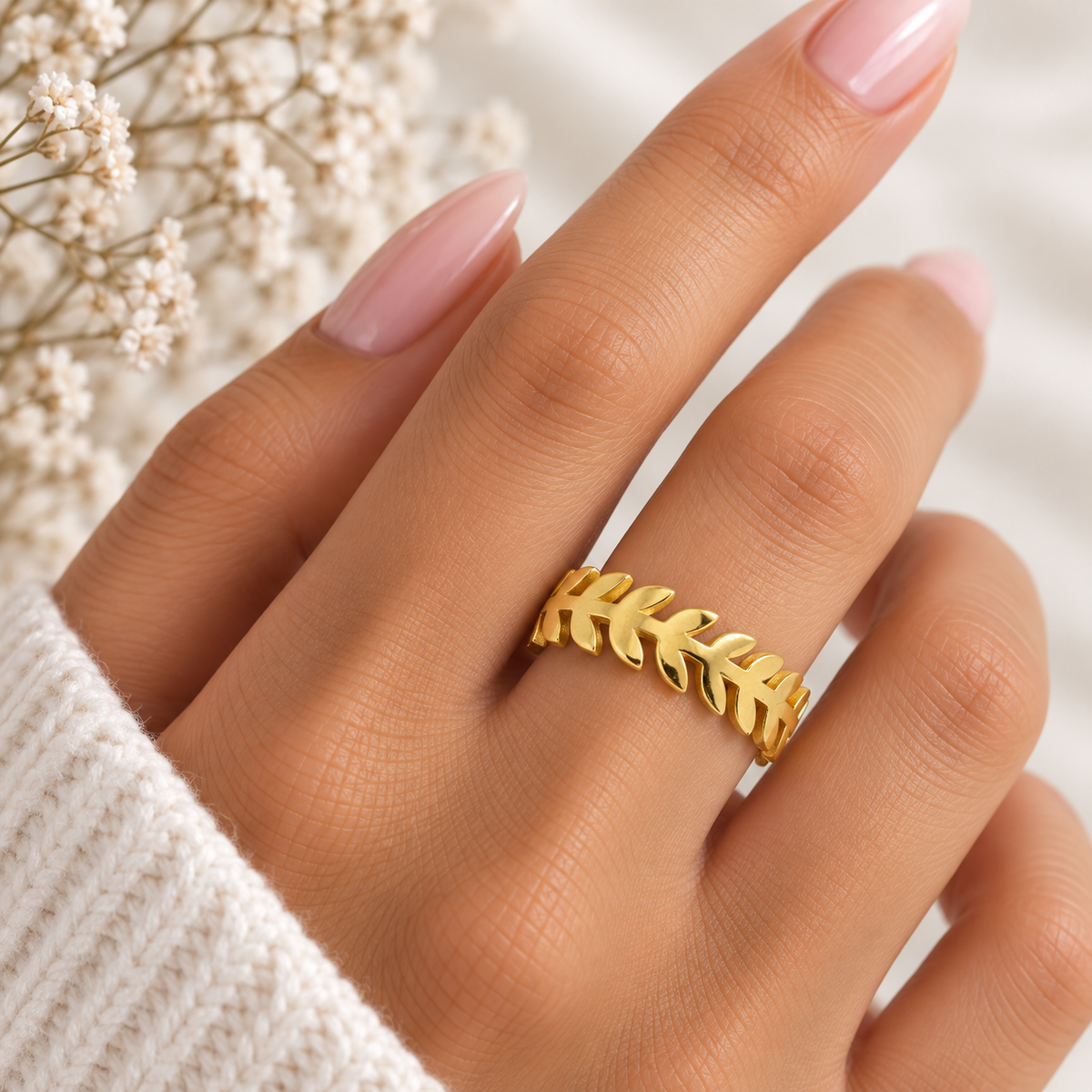 Lorena Leaf Ring