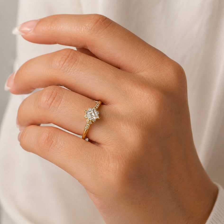 Aurora Crown Ring (Lab)