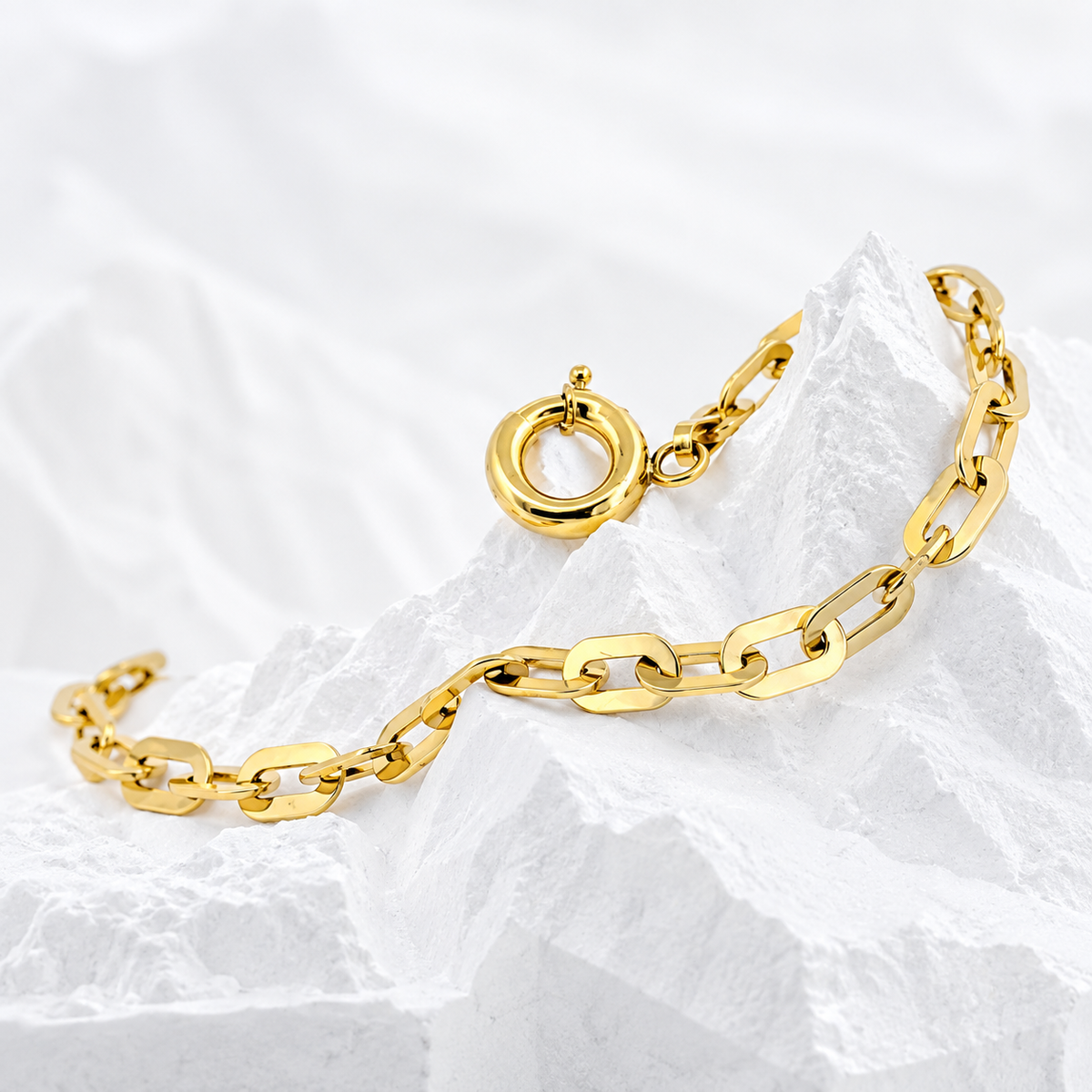 Classic Loop Armband