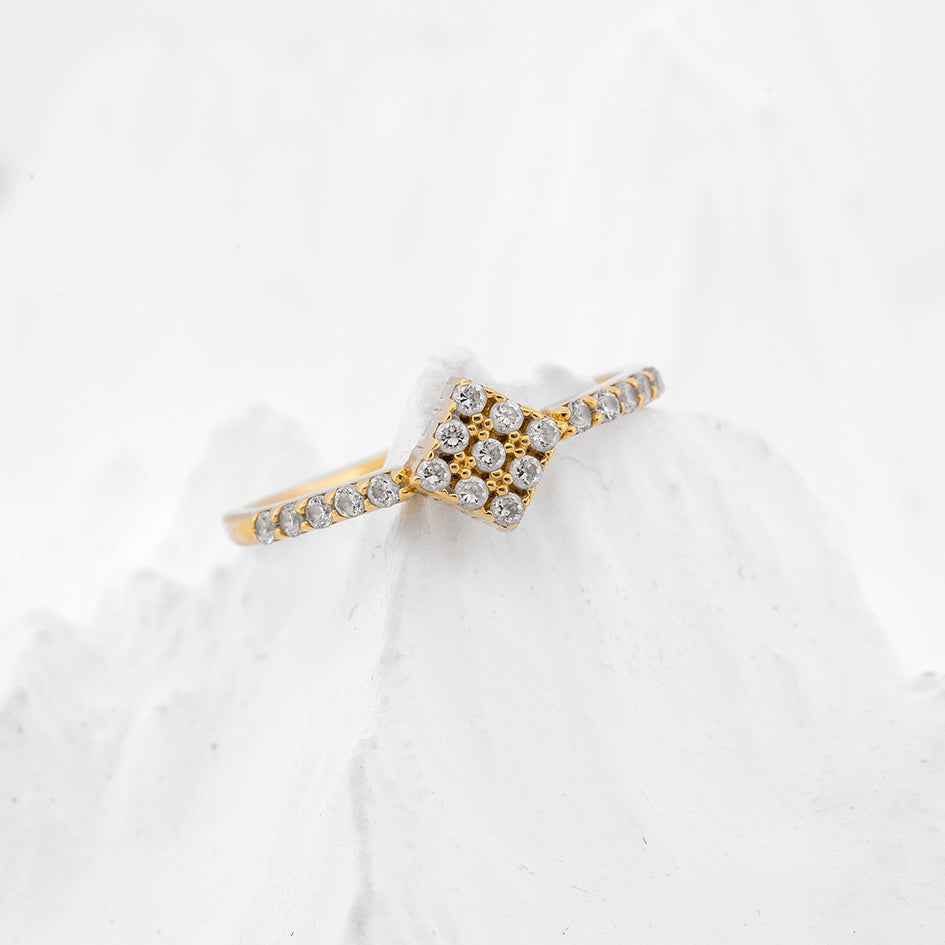Diamond Horizon Ring
