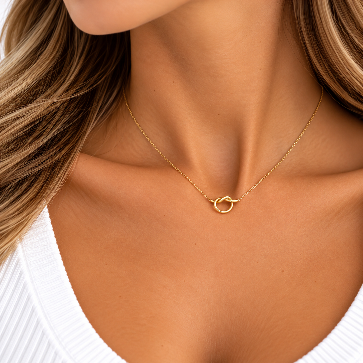 Golden Knot Halskette