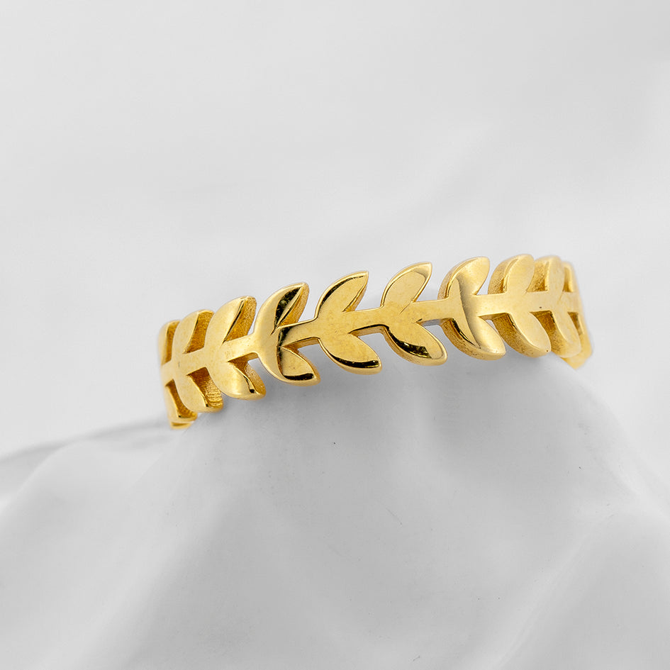 Lorena Leaf Ring