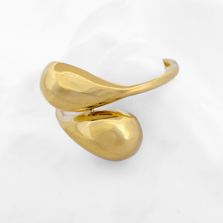 Small Droplets Ring