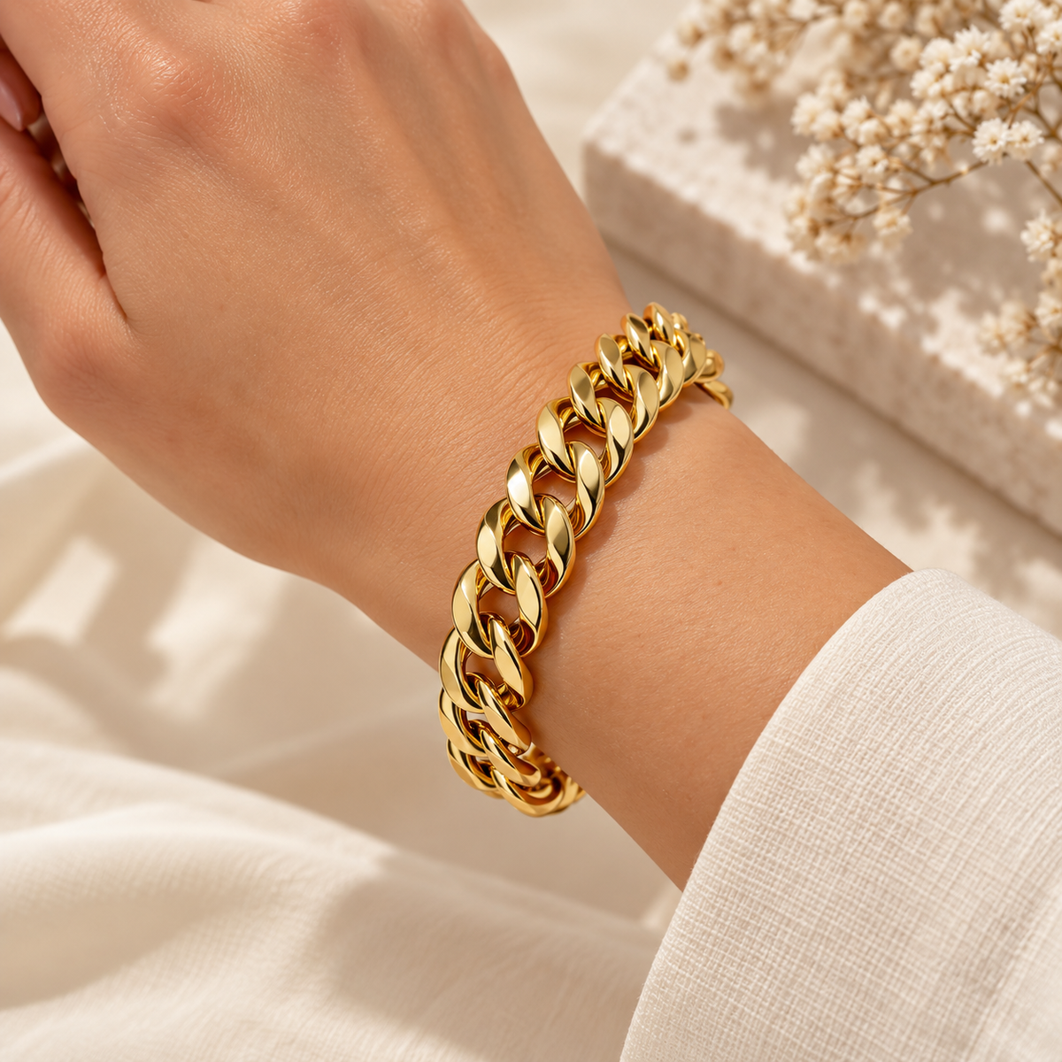 Crown Link Armband