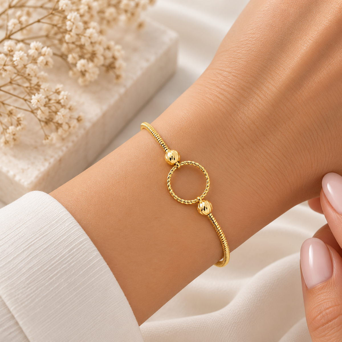 Circle Armband