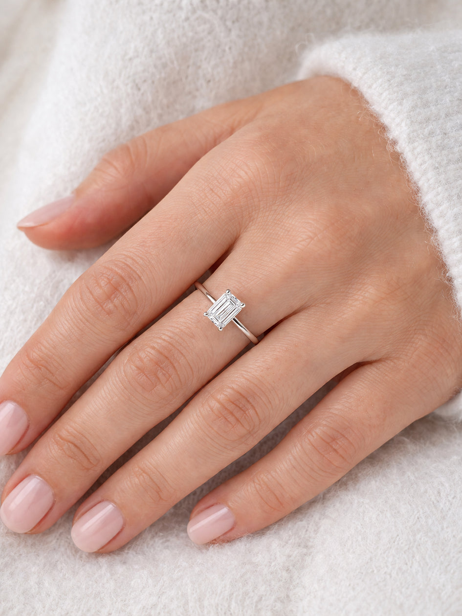 Classic Baguette Ring