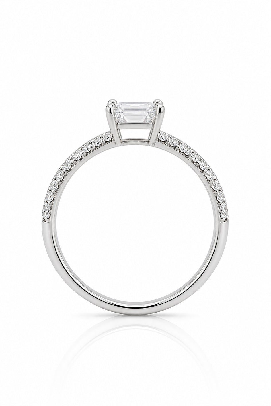 Diamora Ring