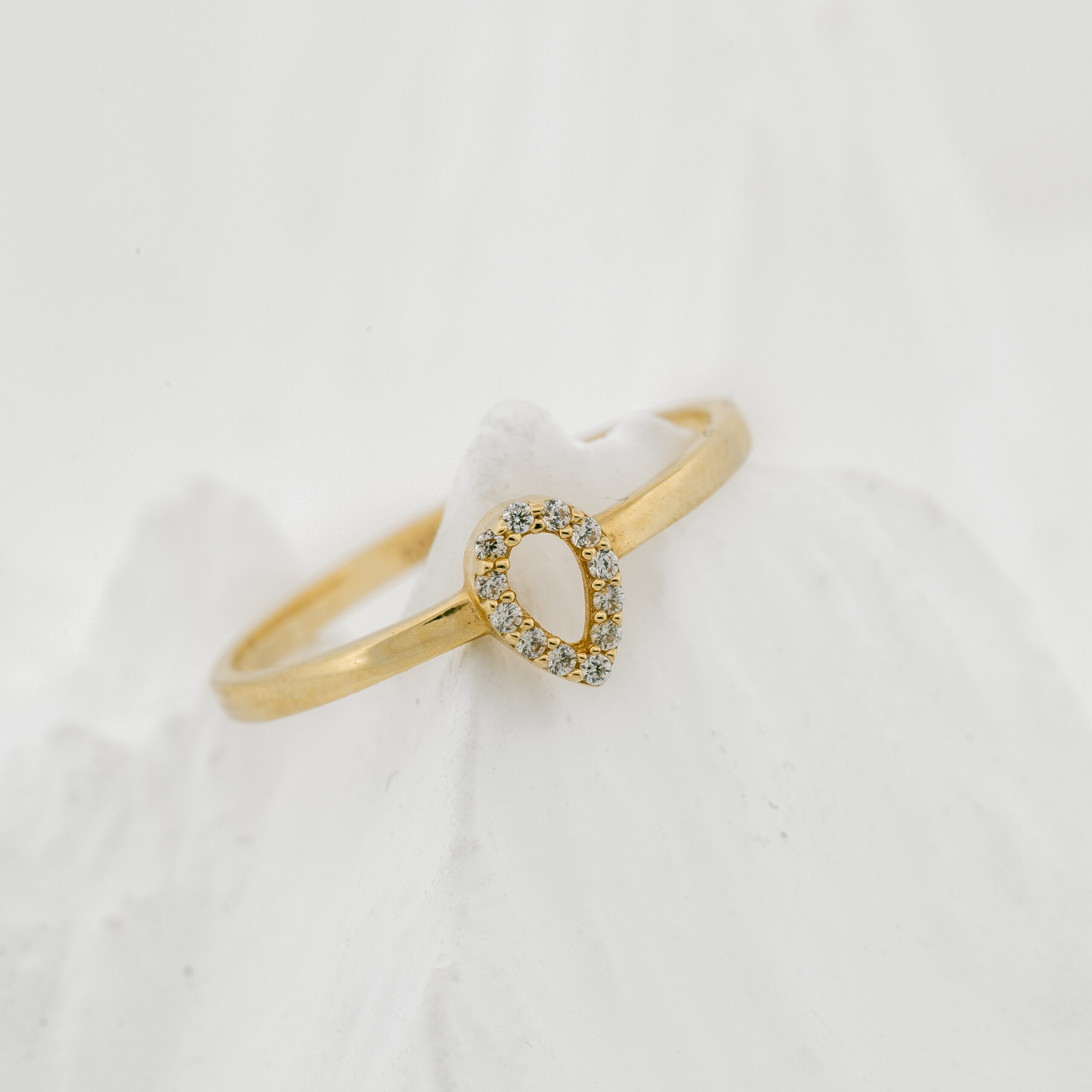 Dew of Gold Ring