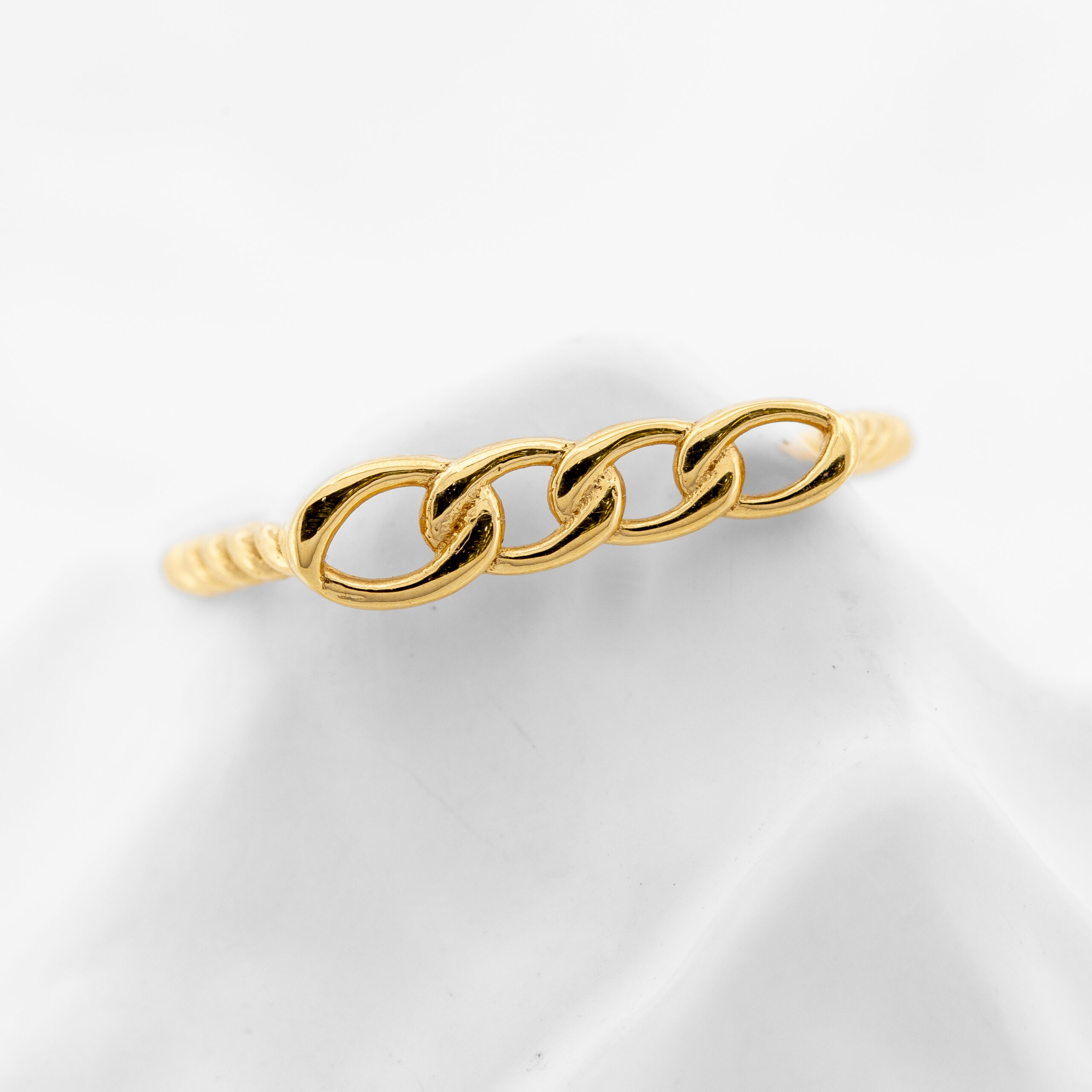 Chain Chic Ring